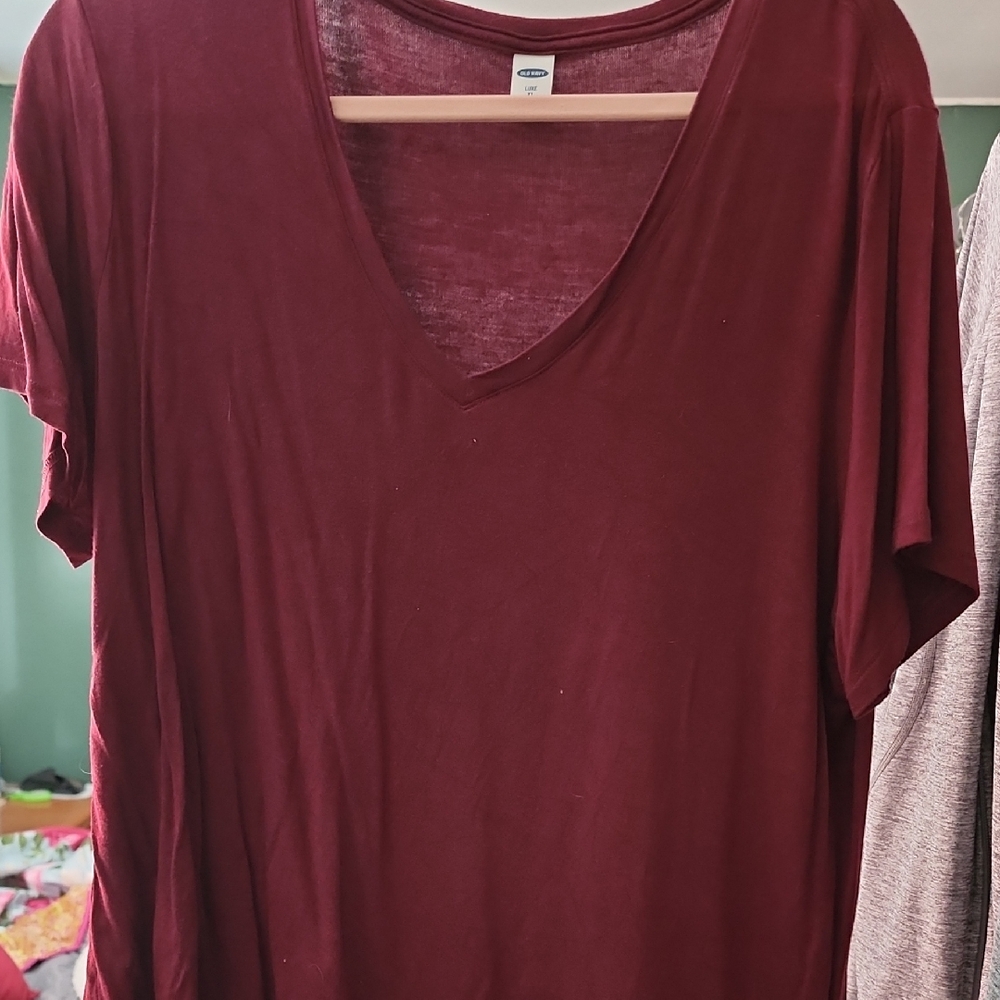 Old Navy Women's V-Neck Short Sleeve Top - Burgundy